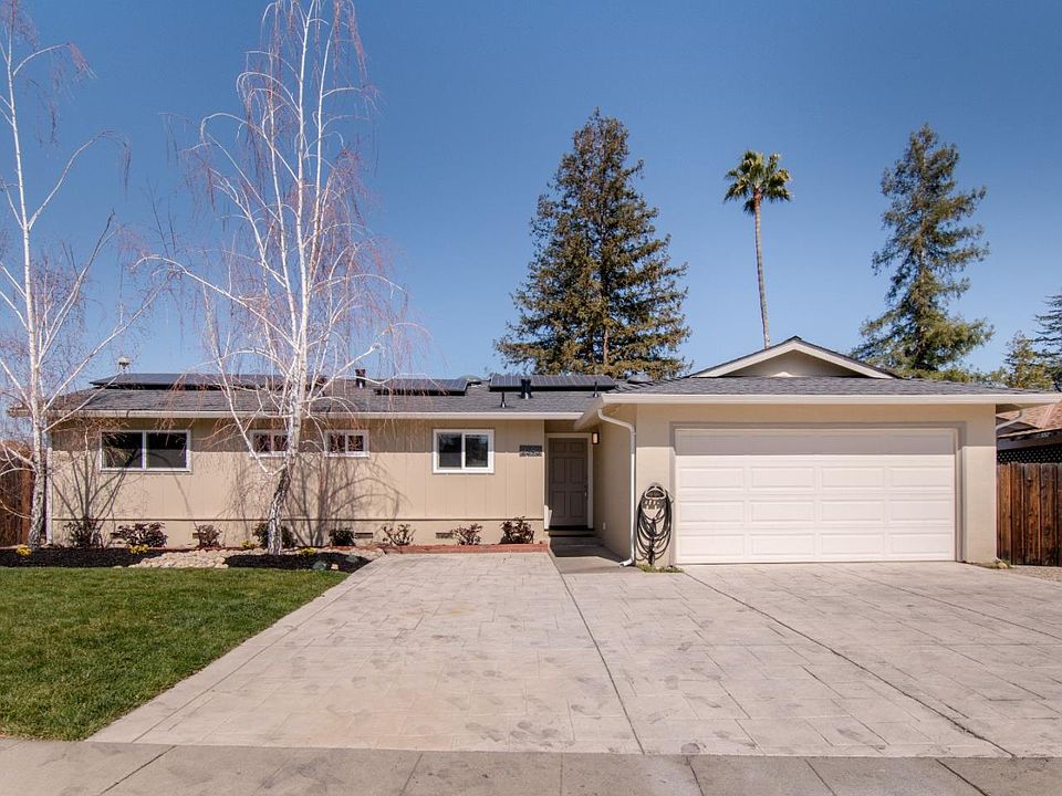 1st image of 2393 Sunrise Dr