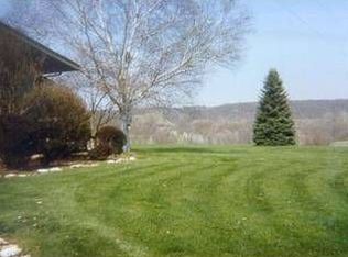 19144 Porter Rd, Gambier, OH 43022