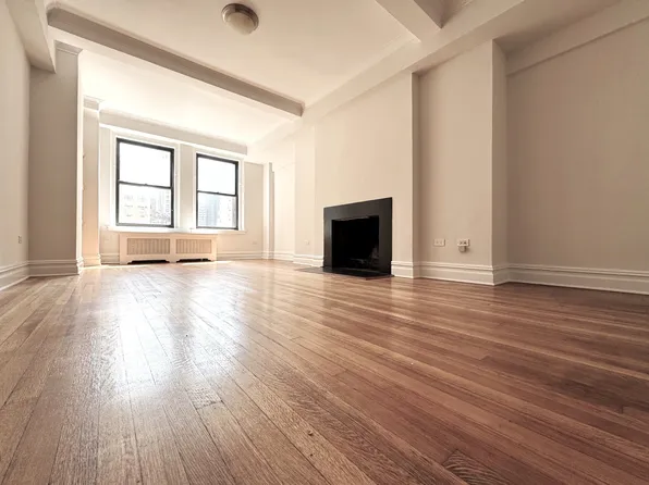 405 East 54th Street image 1 of 13