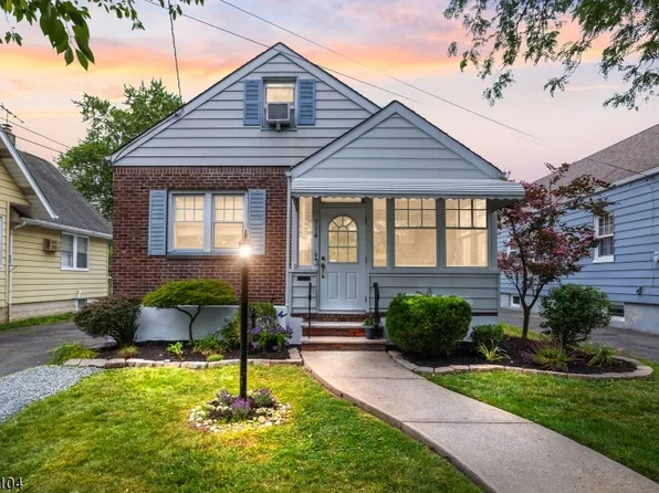 714 Elm St, Roselle Park Boro, NJ 07204