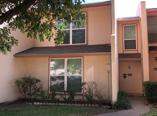 530 Valley Park Dr, Garland, TX 75043