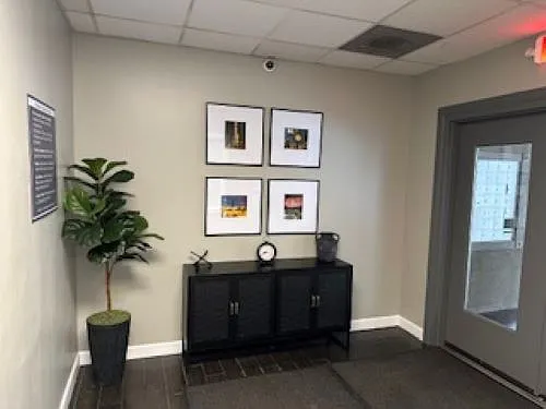 1 bed, 336 sqft, $1,050 — Photo 4