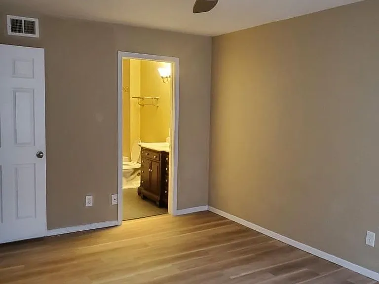 6342 N Barcelona Ln #122 — Photo 2