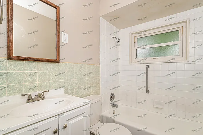 822 Lightwood Dr — Photo 10