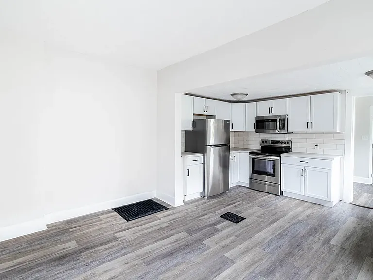 450 N Kealing Ave #452 — Photo 6