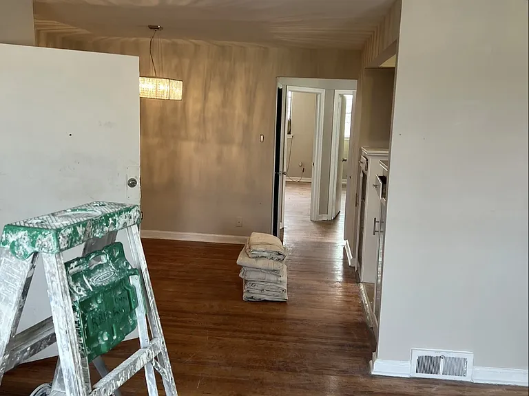 8314 Pickering Ave #2 — Photo 5