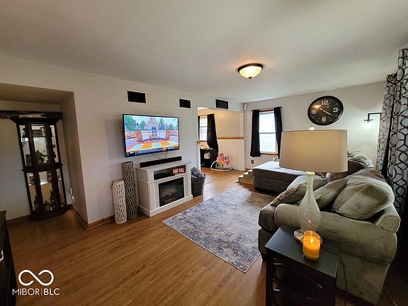 5th image of 1316 N Park Blvd