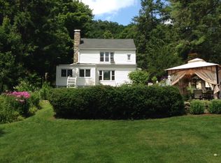 22 Joes Hill Rd, Danbury, CT 06811