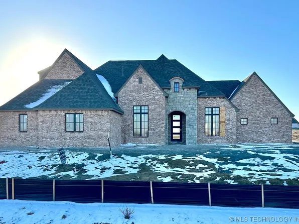 214 W 164th Pl S, Glenpool, OK 74033