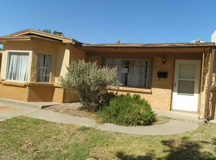 1413 Mountain View Ave, Alamogordo, NM 88310