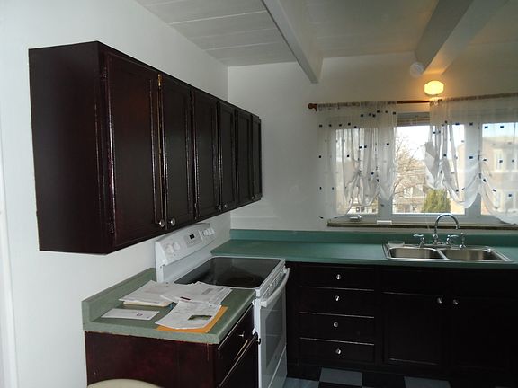3rd image of 1950 W Hood Ave APT 4B
