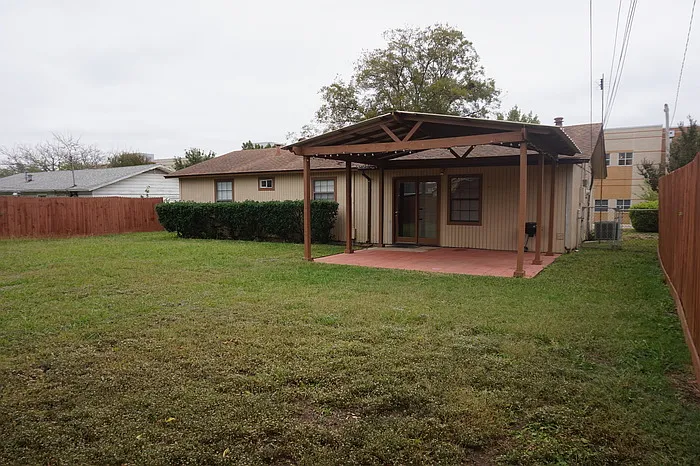 5225 Mack Rd — Photo 13