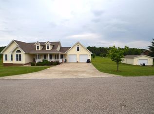 101 Judy Ln, Irvine, KY 40336