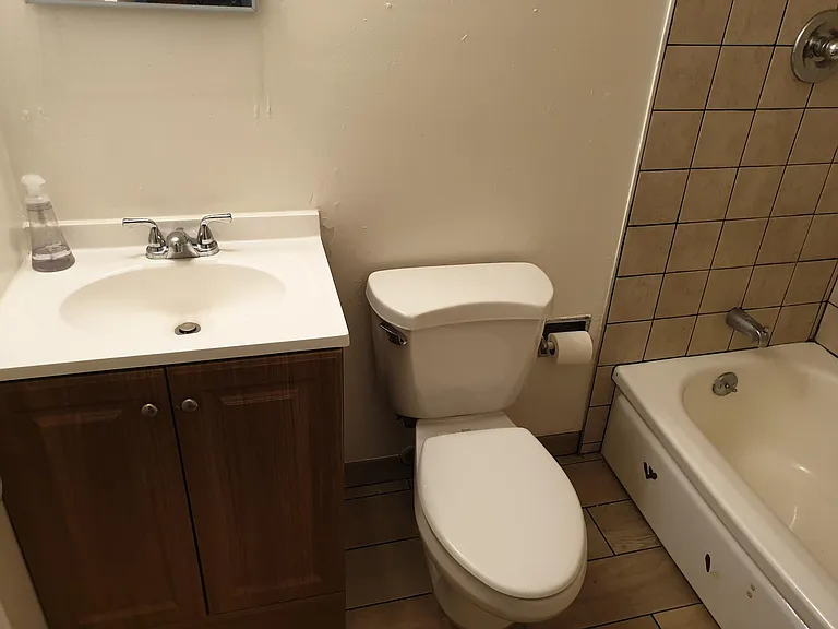 1730 Alcatraz Ave #5 — Photo 9