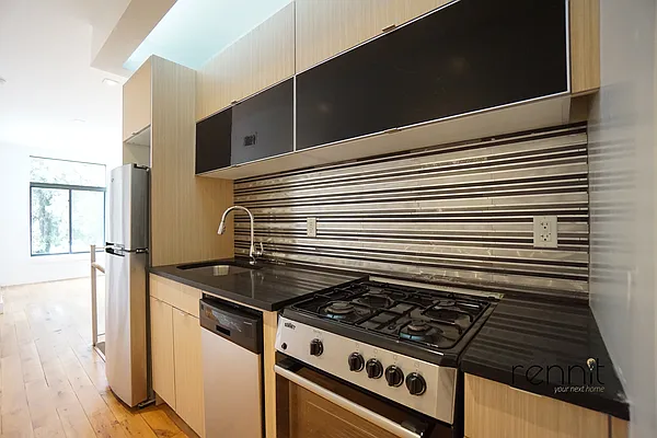 Rented by Rennit Inc. | media 25