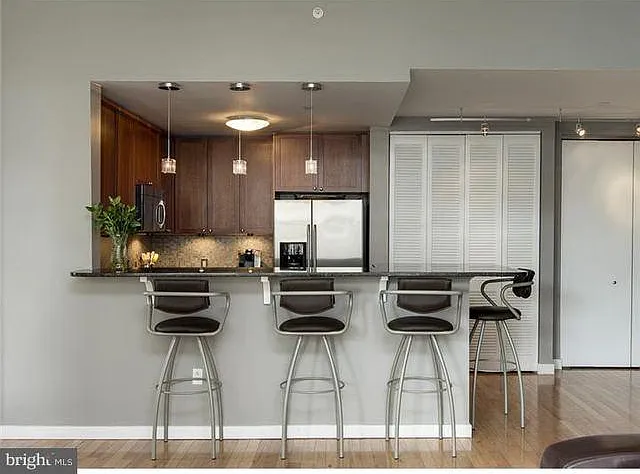 1900 Hamilton St #509 — Photo 4