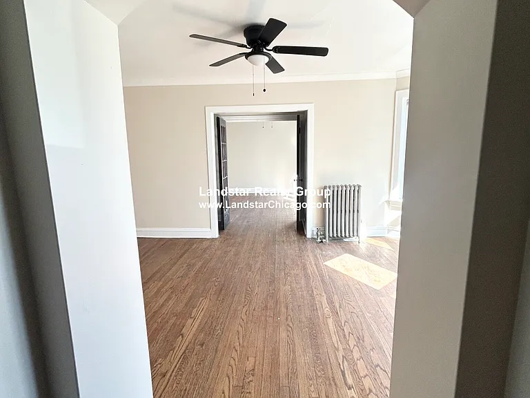 1936 W Estes Ave #1N — Photo 1