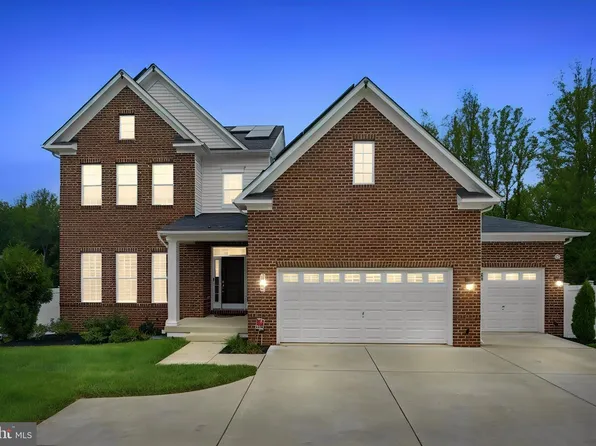 6006 Savannah Dr, Brandywine, MD 20613