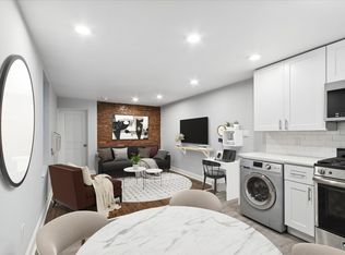 1618 Spruce St #1R, Philadelphia, PA 19103