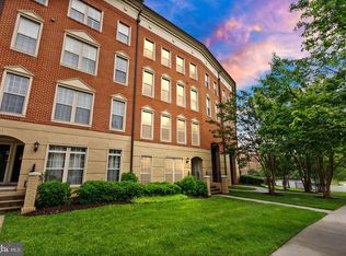 7921 Crescent Park Dr, Gainesville, VA 20155