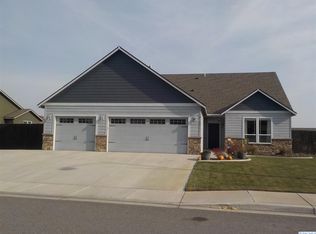 6117 Bulldog Ln, Pasco, WA