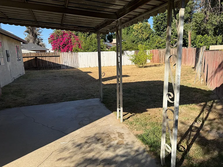 3608 Balboa Dr — Photo 7