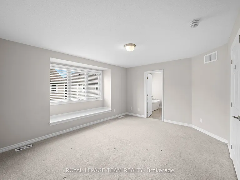 127 Solaris Dr — Photo 14