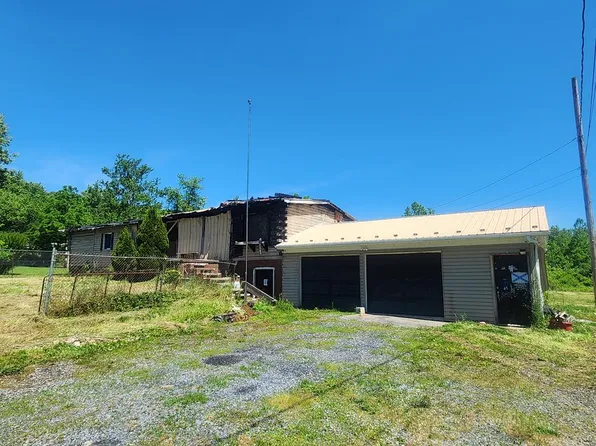 12916 Honeysuckle Ln, Mapleton Depot, PA 17052