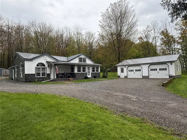 239 County Route 41a, Pulaski, NY 13142
