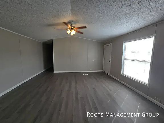 3rd image of 1233 Knotty Elm Loop #123