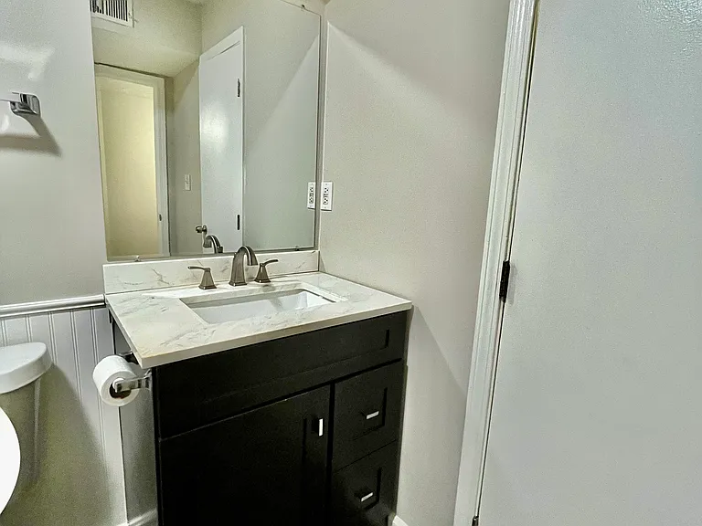 5502 Delmaria Way #6 — Photo 8