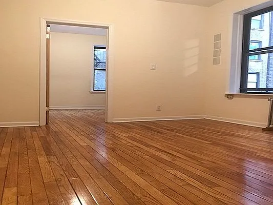 Rented by Beekman Street Realty | media 47