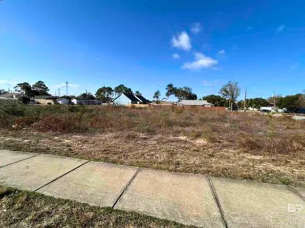 5400 Medina Rd #1-3-43, Pensacola, FL 32507