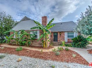 13854 Magnolia Blvd, Sherman Oaks, CA 91423