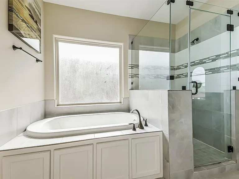 11115 Olympia Dr — Photo 26
