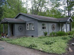 2217 Estey Rd, Rhodes, MI 48652