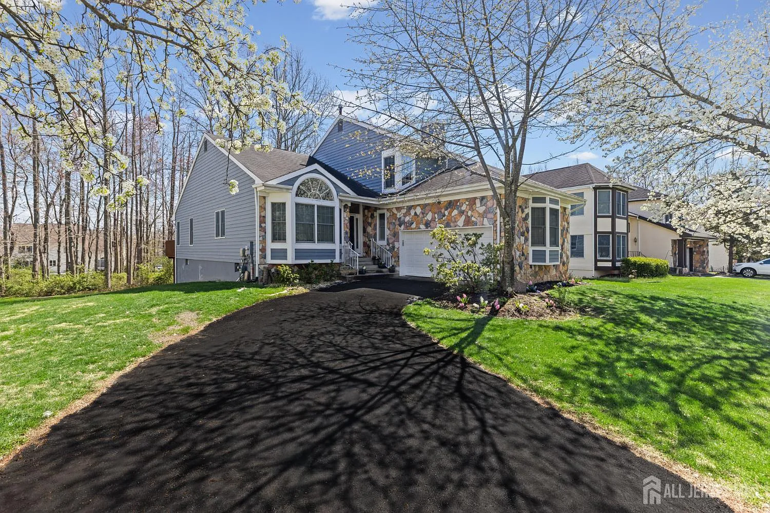 36 Lavender Dr photo 1