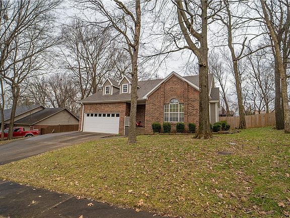 5th image of 2068 N Ball Ave