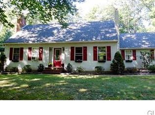 915 Nemeth Rd, Coopersburg, PA 18036