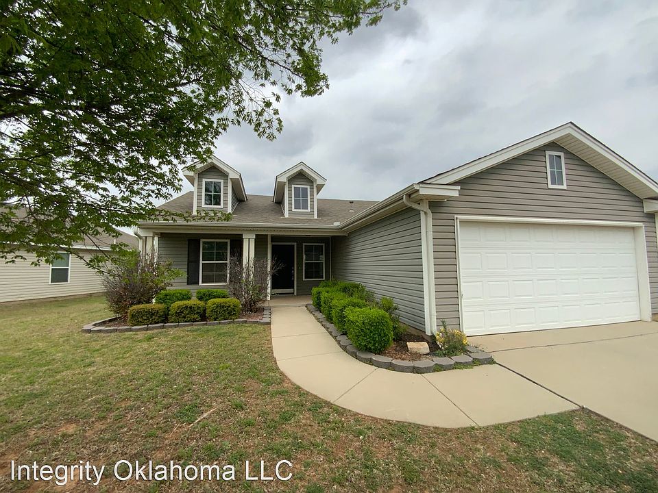 1st image of 15240 Stillwind Dr