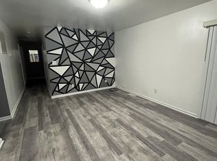 1460 Sherman St, Hammond, IN 46320