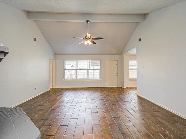 2702 Fir Crest Ct — Photo 5