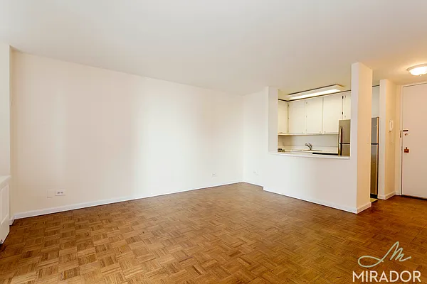 Rented by Mirador Real Estate | media 3