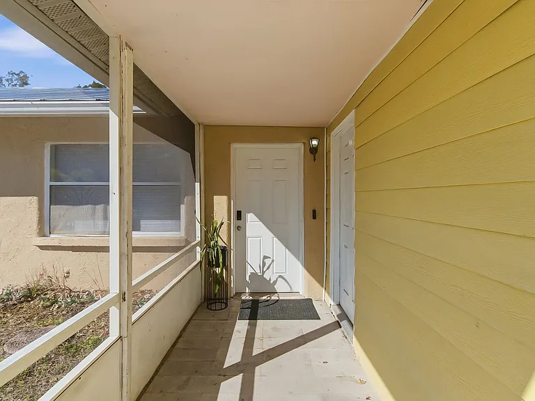 305 N Conrad Ave — Photo 3
