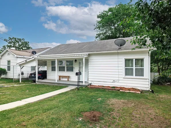 1647 Hobson Ave, Hot Springs, AR 71913