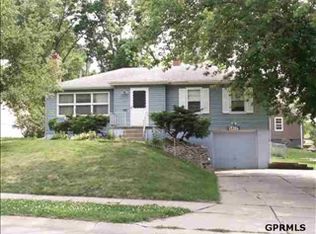 5417 Northwest Dr, Omaha, NE 68104