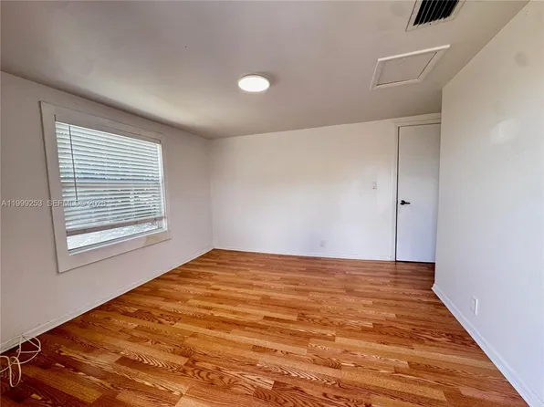 719 Glenn Pkwy #2, Hollywood, FL 33021