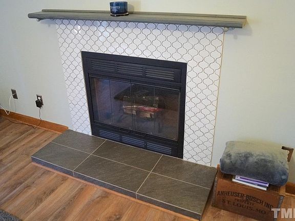 3rd image of 200 Woodcroft Pkwy