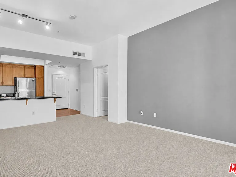 4060 Glencoe Ave #311 — Photo 9