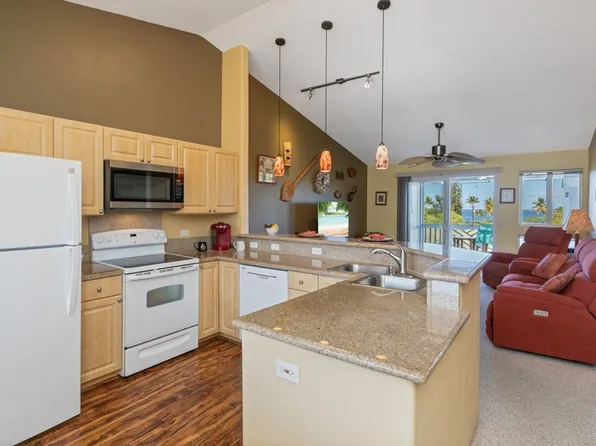 75-6009 Alii Dr APT T22, Kailua Kona, HI 96740